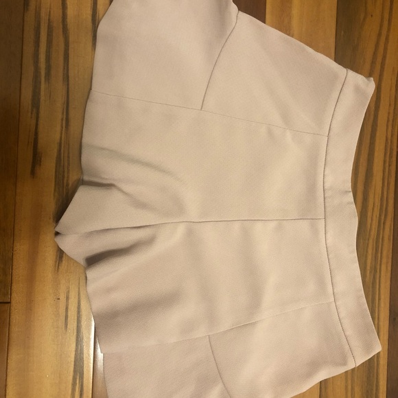 Skort - Picture 2 of 3